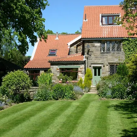 4 Bed In G0042