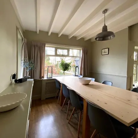 Hébergement de vacances 4 Bed In Whitby Oc-g0042 *