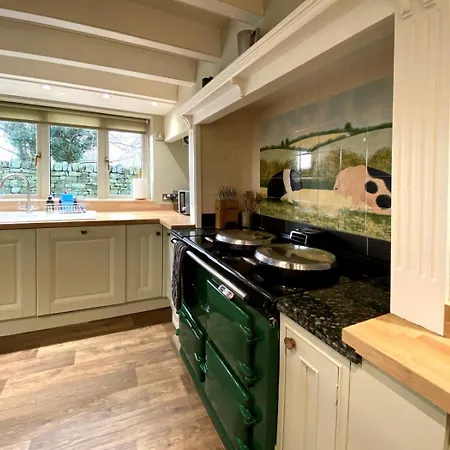 4 Bed In Whitby Oc-g0042